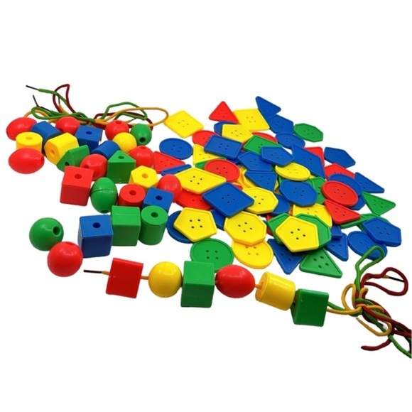 Colorful Button Lacing Toy for Fine Motor Skills &‎ Creativity - Picture 1 of 4